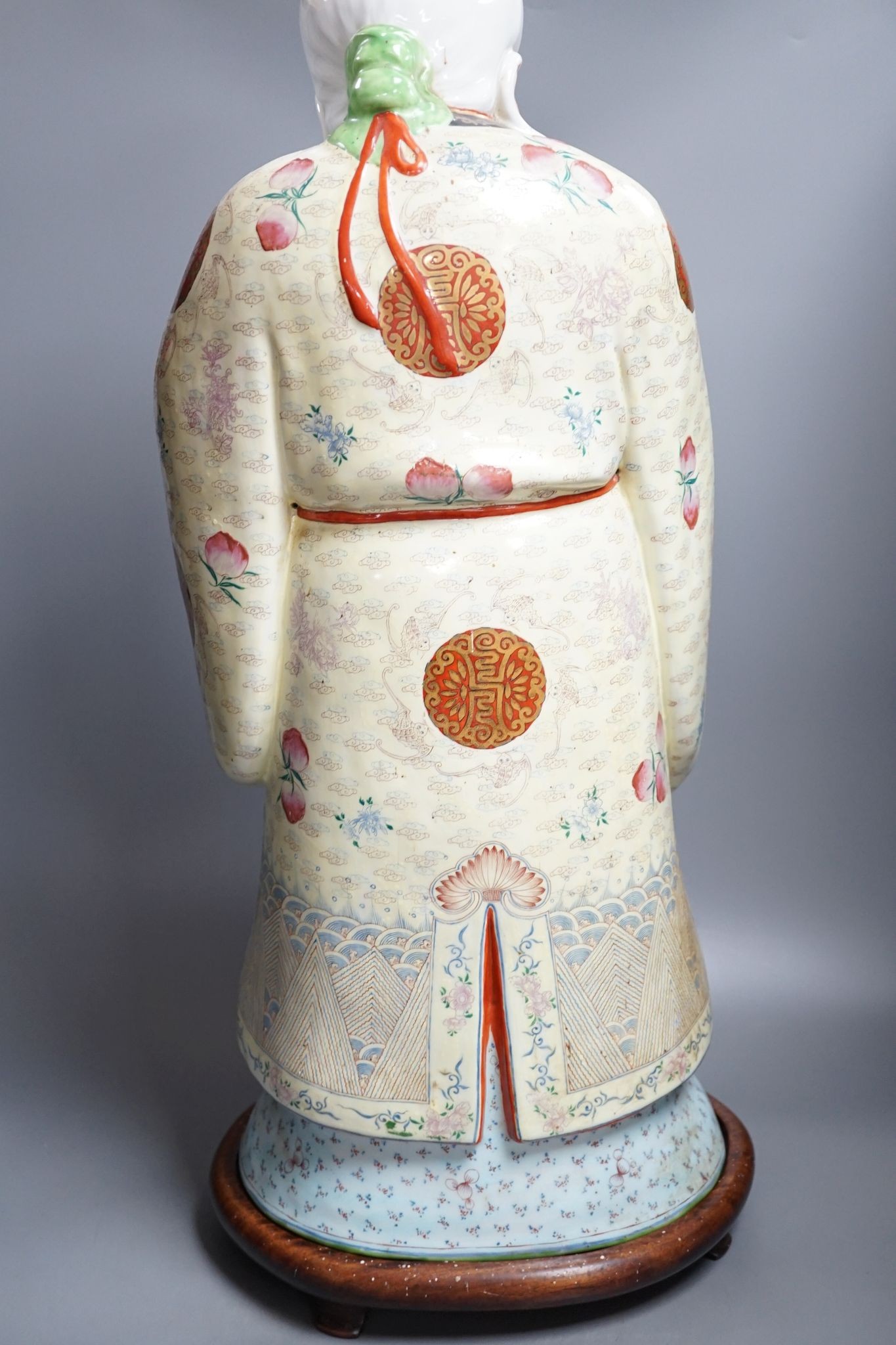 A large early 20th century Chinese porcelain figure of Shou Lao, 67cm